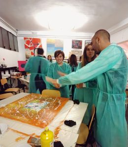 Team building colori